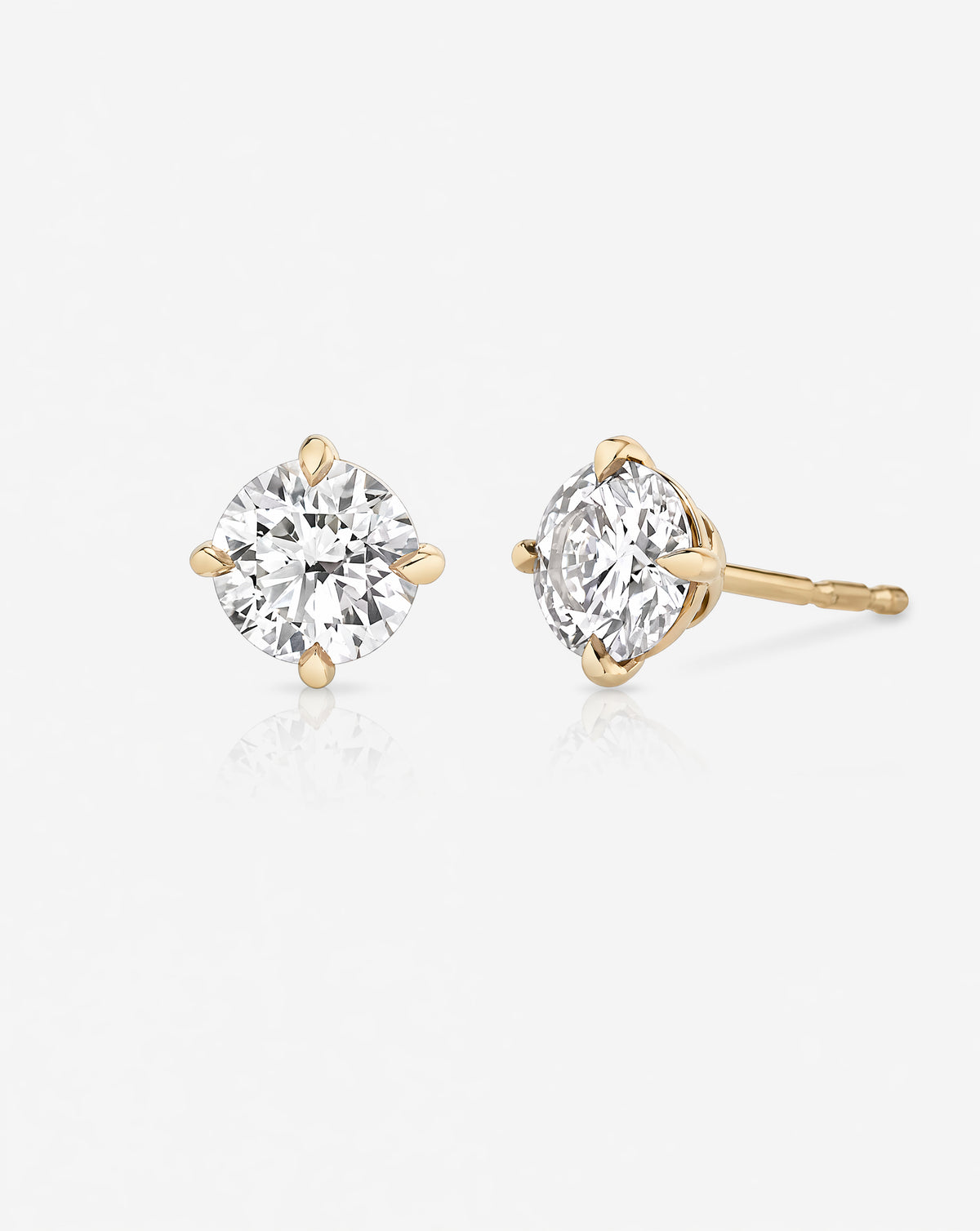 Round Diamond Stud Earrings