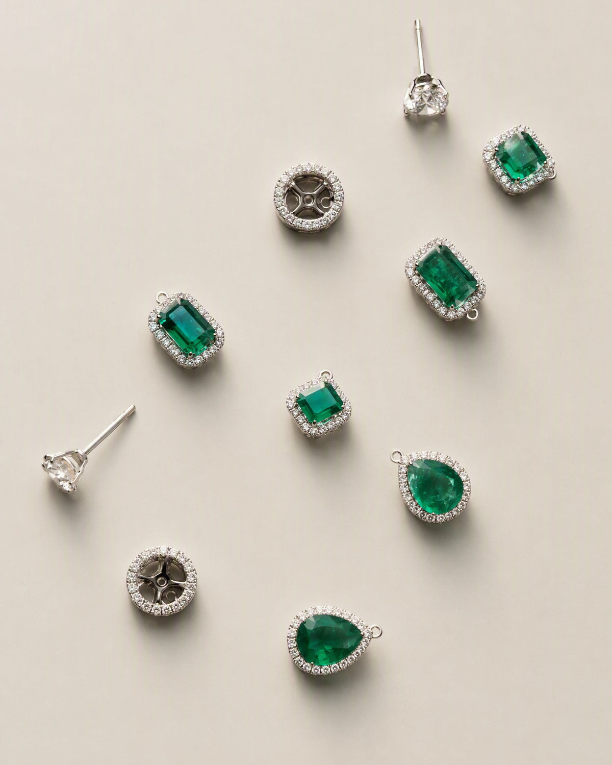 Amore Emerald String Earrings